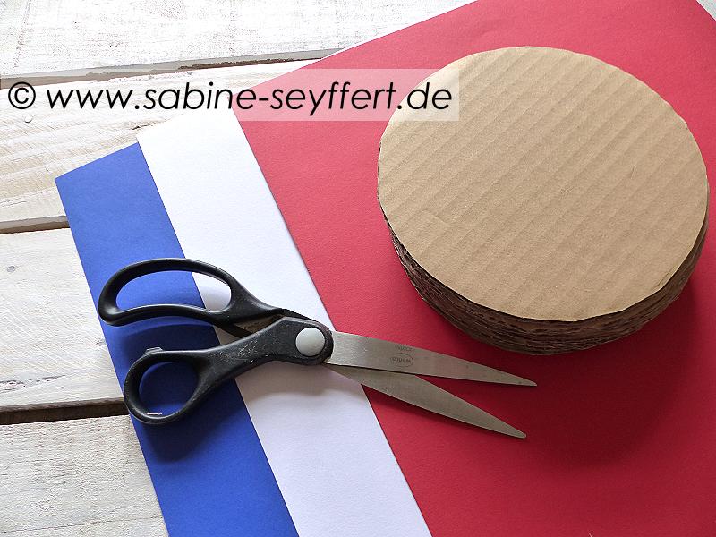 Deko fürs Sommerfest #2 – Upcycling Girlande im Frankreich Look passend zur  Fußball EM – DIY Blog Sabine Seyffert