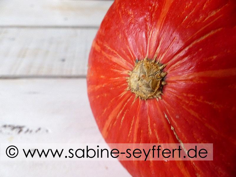 Rezeptidee für den Herbst: Blech mit Kürbis, Kartoffeln und Schafskäse ...