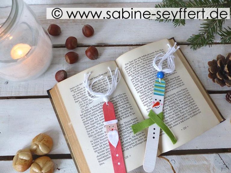 mit-kindern-weihnachtsgeschenke-basteln-bunte-lesezeichen-aus